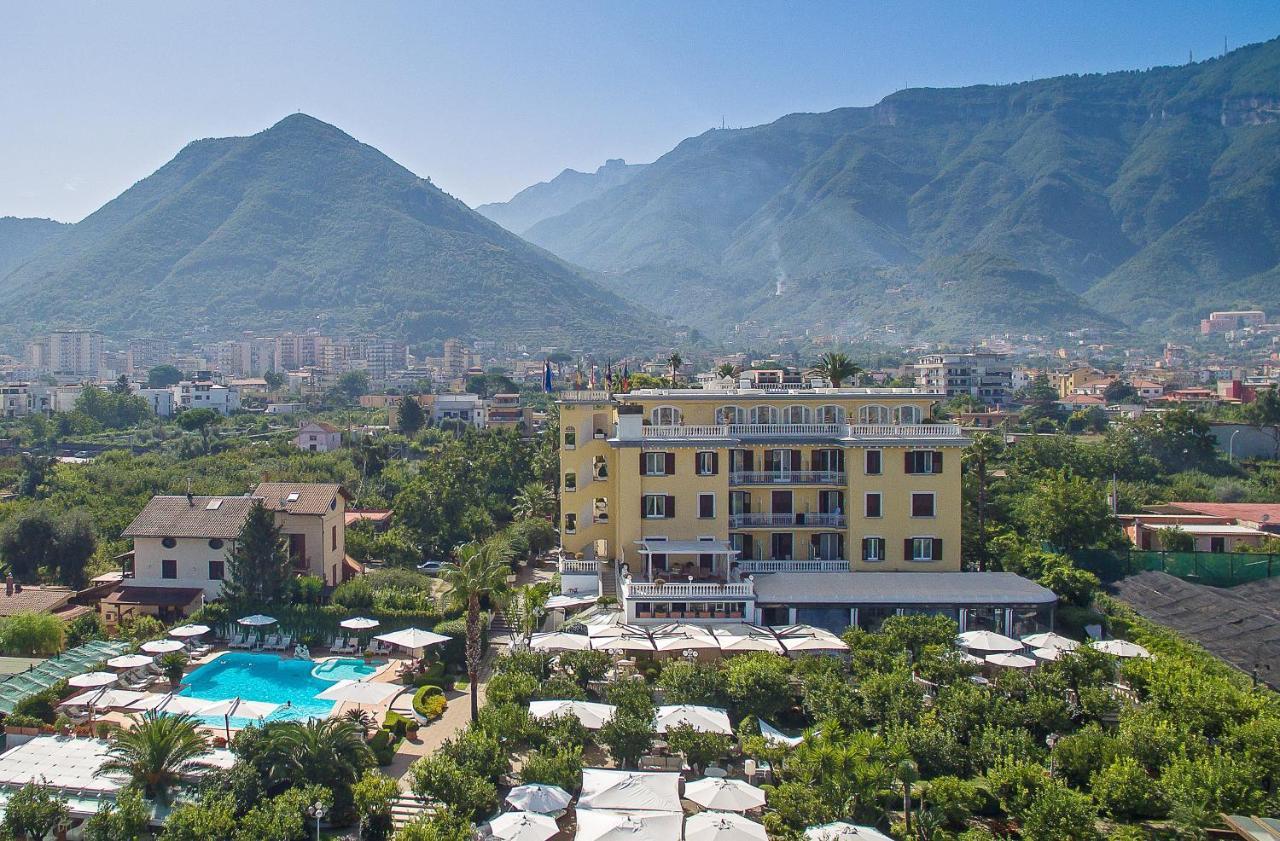 La Medusa Hotel - Dimora Di Charme Castellammare di Stabia Ngoại thất bức ảnh